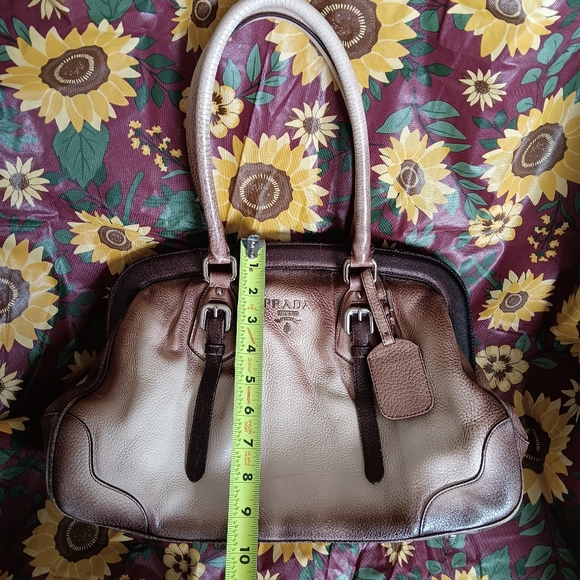 *Genuine Vintage Prada Leather Ombre bag!* - Picture 14 of 14
